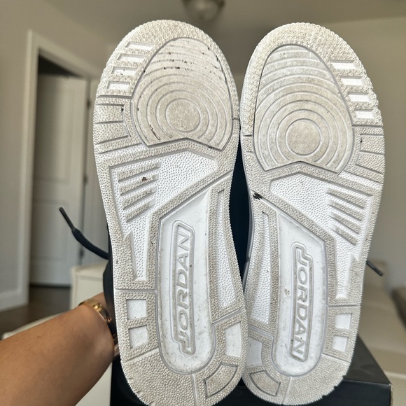 Black and white retro Jordan 3s - Picture 5 of 7